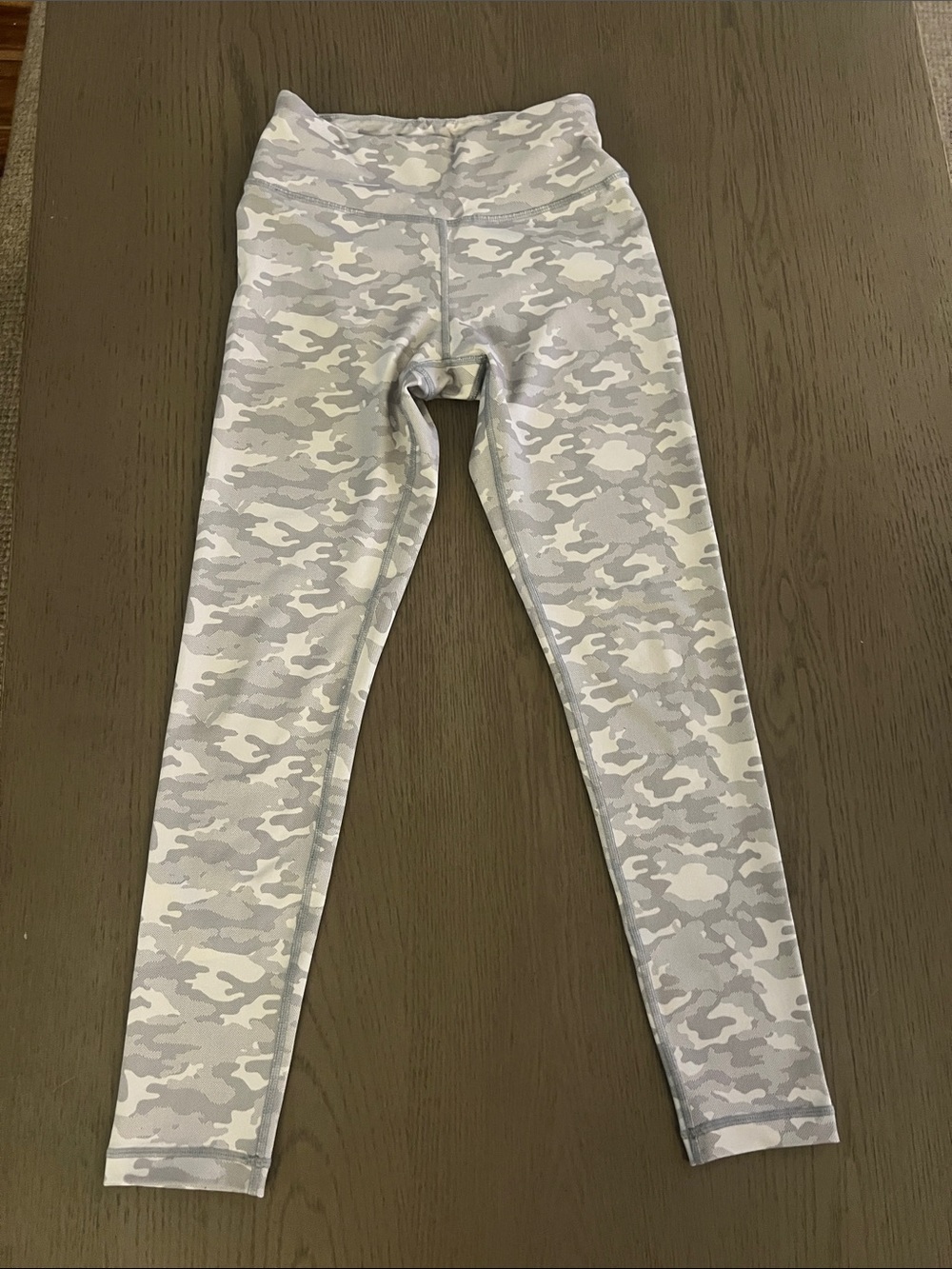 BORN PRIMITIVE Light Gray Camo Leggings